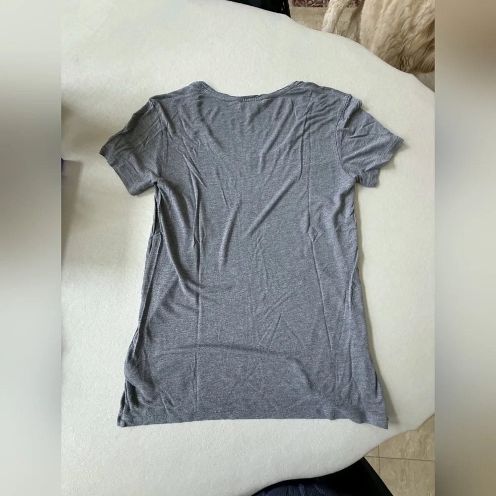 Burberry Brit T-Shirt Women's Medium M Grey Short Sleeve Designer Classic - Picture 6 of 6